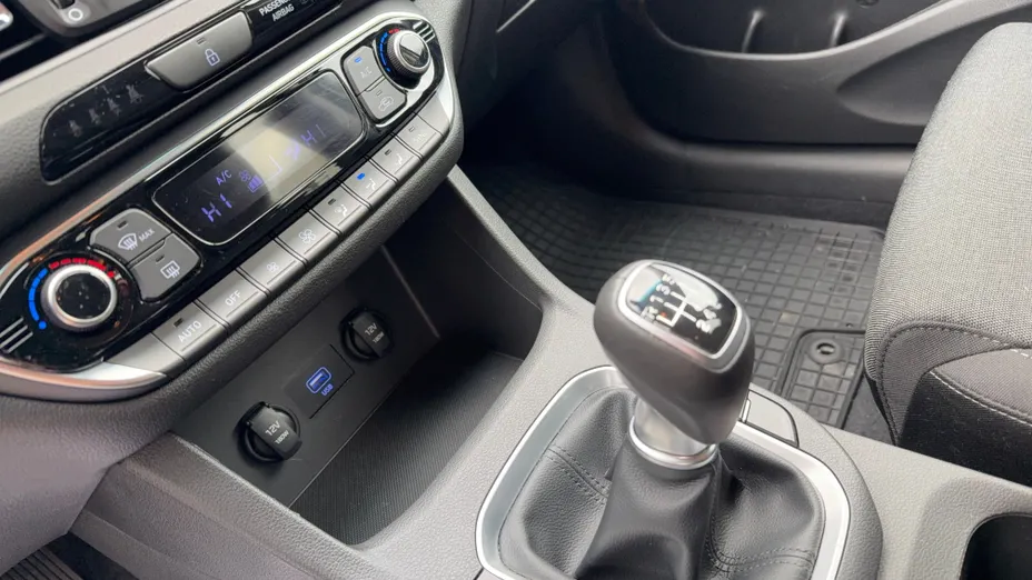 HYUNDAI i30 i30 1.5 DPI Smart