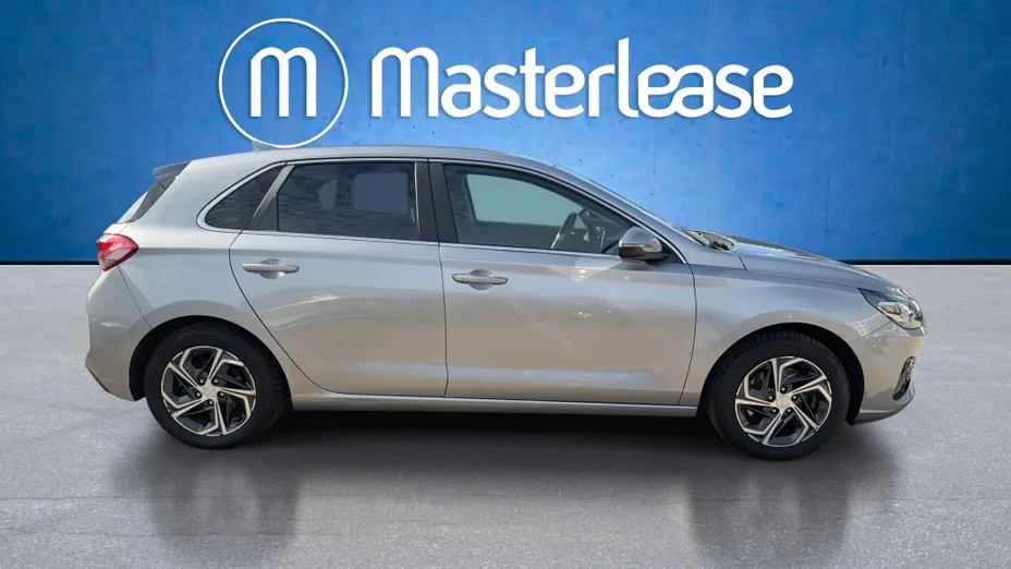 HYUNDAI i30 i30 1.5 DPI Smart