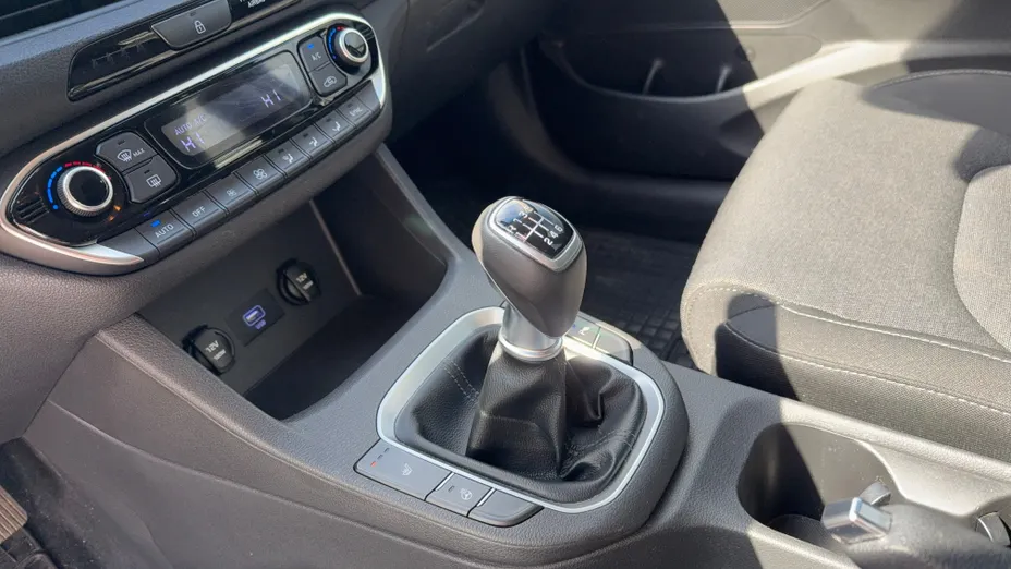 HYUNDAI i30 i30 1.5 DPI Smart