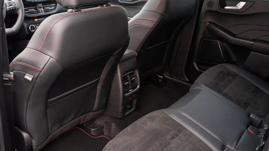 FORD Kuga Kuga 2.5 FHEV FWD Graphite Tech Edition e-CVT