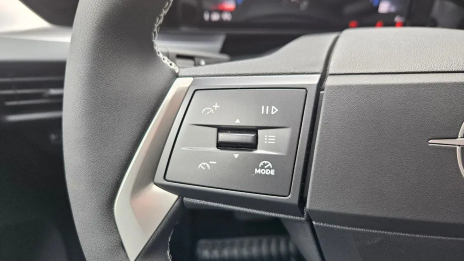 OPEL Frontera Frontera 1.2 T mHEV Edition eDTC6 Nowy