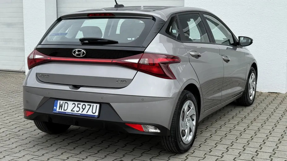 HYUNDAI i20 i20 1.2 Pure