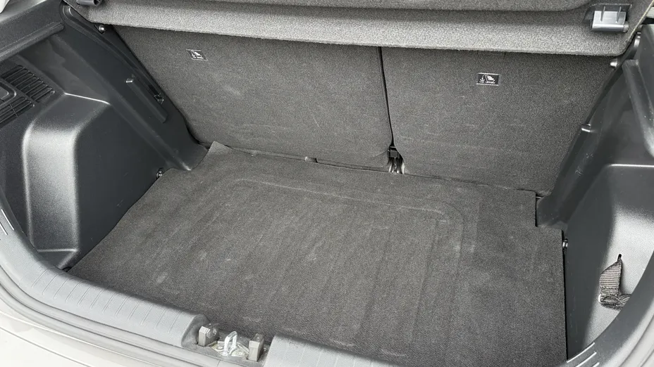 HYUNDAI i20 i20 1.2 Pure