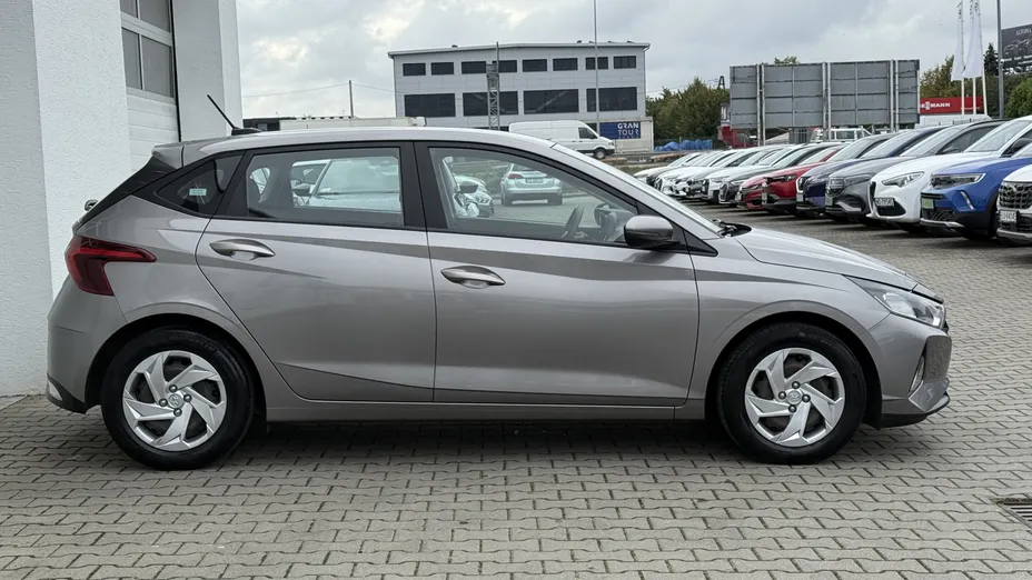HYUNDAI i20 i20 1.2 Pure