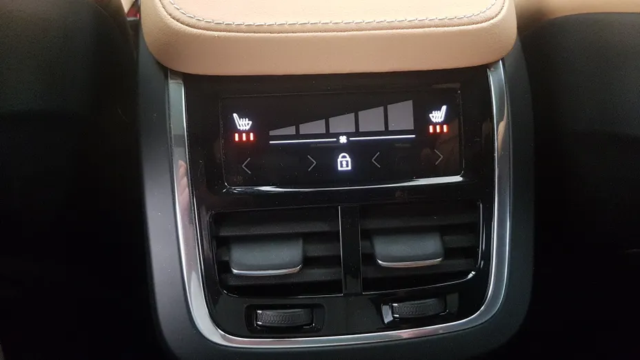 VOLVO XC90 XC90 B5 D AWD Ultimate Bright 7os aut