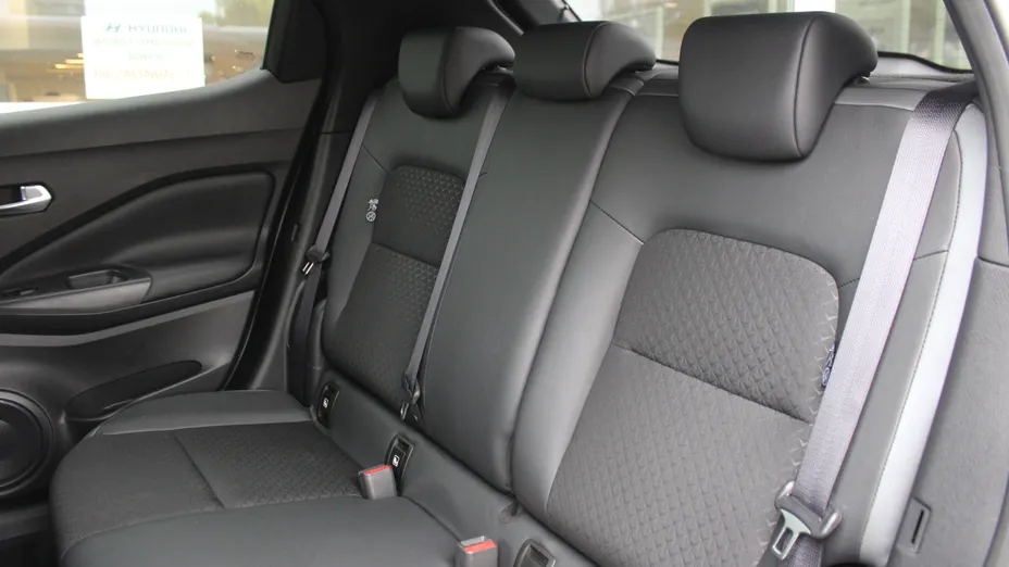 NISSAN Juke Juke 1.6 Hybrid N-Connecta AMT