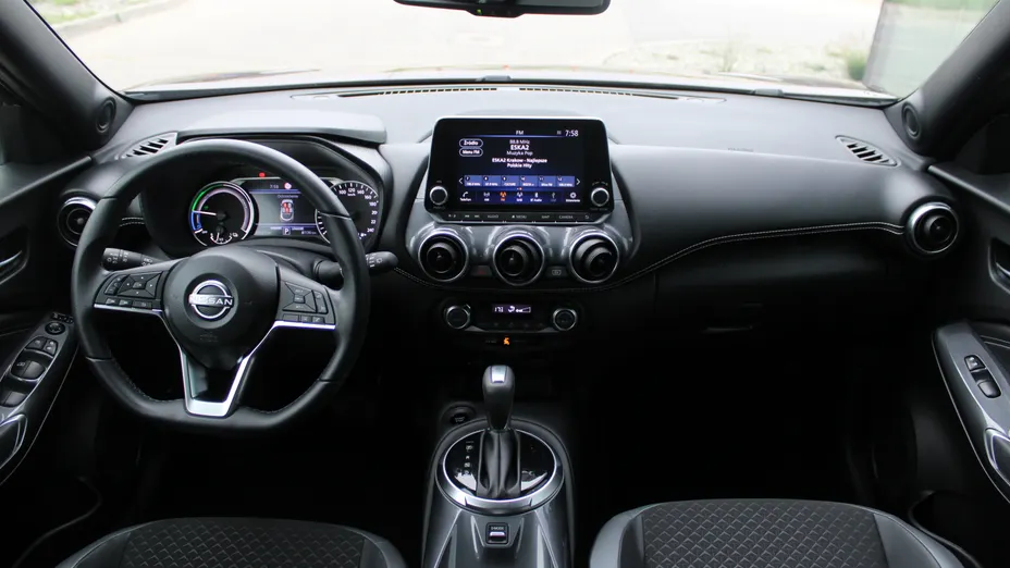 NISSAN Juke Juke 1.6 Hybrid N-Connecta AMT