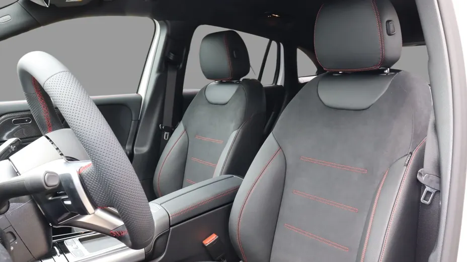 MERCEDES-BENZ GLA GLA 200 Nowy