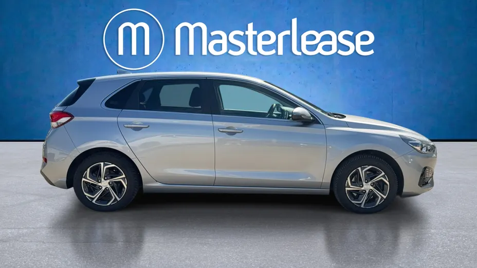 HYUNDAI i30 i30 1.5 DPI Smart