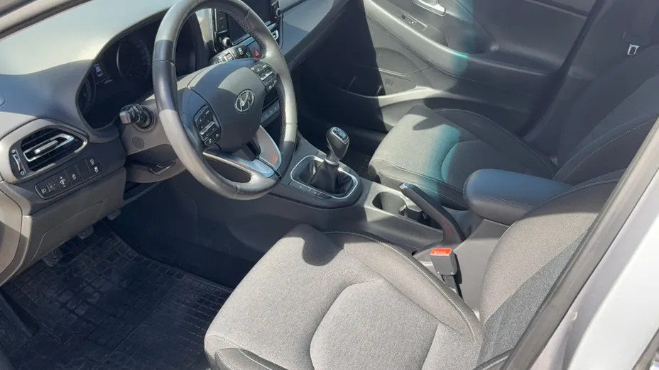 HYUNDAI i30 i30 1.5 DPI Smart