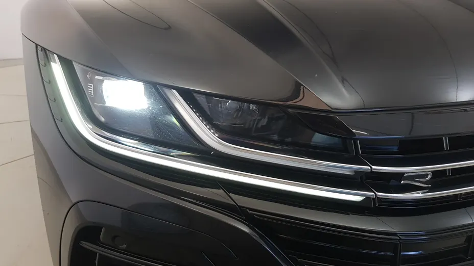 VOLKSWAGEN Arteon Arteon 2.0 TSI 4Motion R DSG