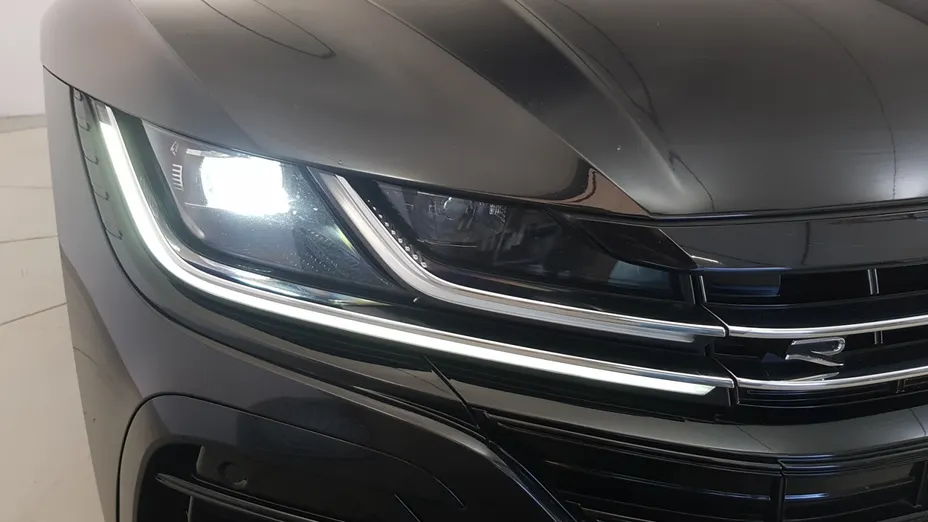 VOLKSWAGEN Arteon Arteon 2.0 TSI 4Motion R DSG