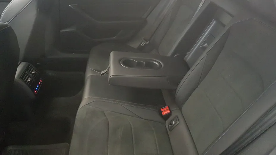 VOLKSWAGEN Arteon Arteon 2.0 TSI 4Motion R DSG