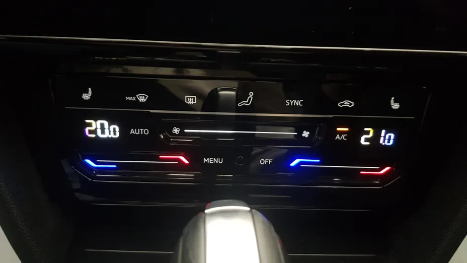 VOLKSWAGEN Arteon Arteon 2.0 TSI 4Motion R DSG