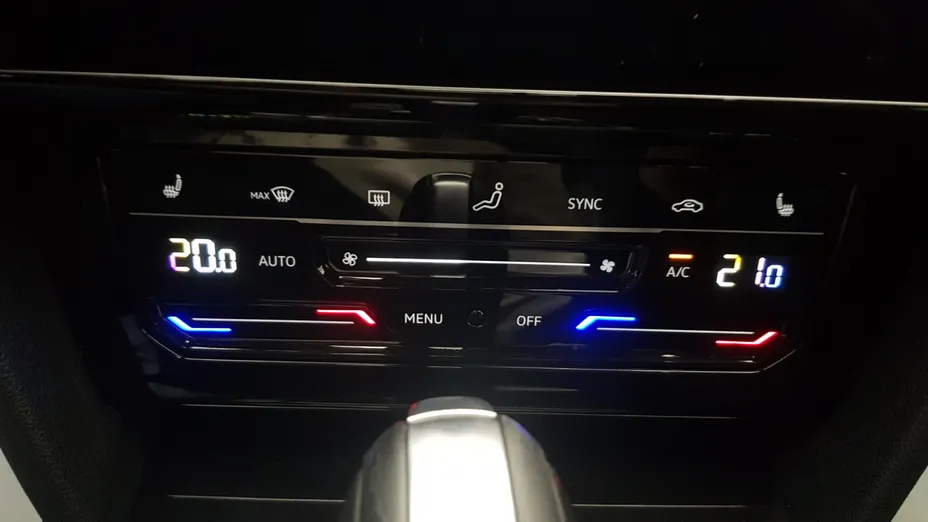 VOLKSWAGEN Arteon Arteon 2.0 TSI 4Motion R DSG