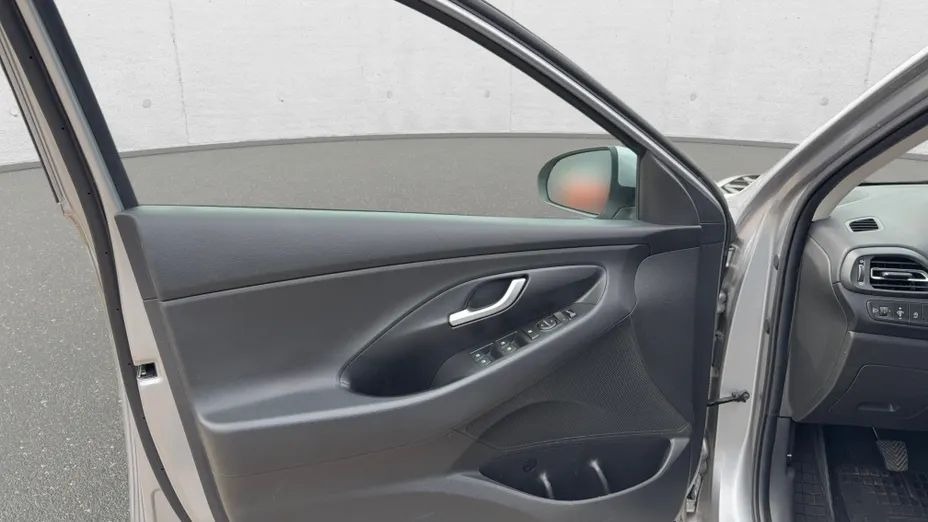HYUNDAI i30 i30 1.5 DPI Smart