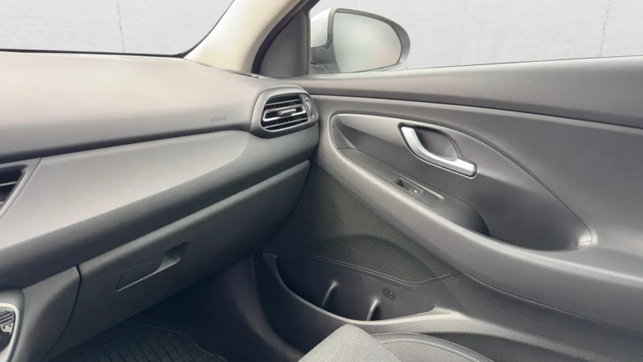 HYUNDAI i30 i30 1.5 DPI Smart