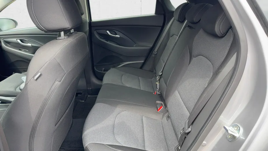 HYUNDAI i30 i30 1.5 DPI Smart