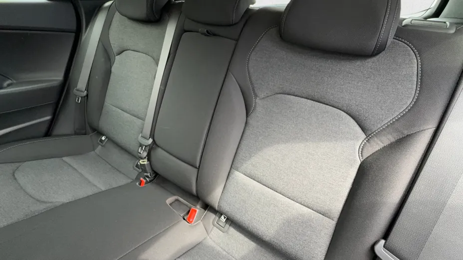 HYUNDAI i30 i30 1.5 DPI Smart