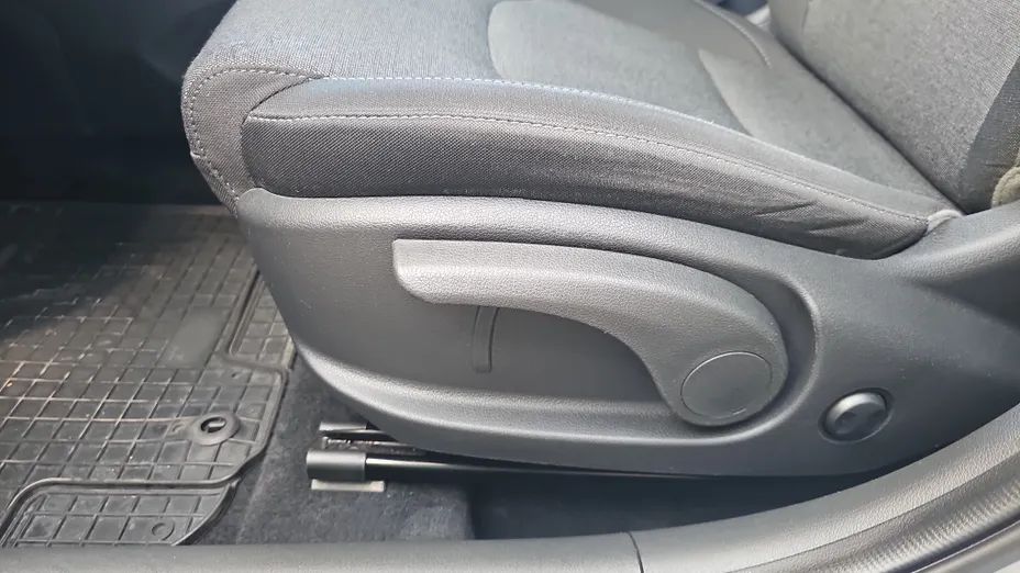 HYUNDAI i30 i30 1.5 DPI Smart