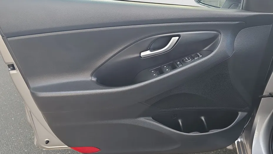 HYUNDAI i30 i30 1.5 DPI Smart