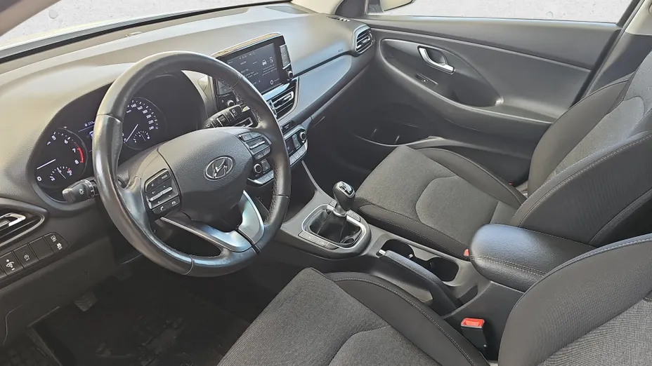 HYUNDAI i30 i30 1.5 DPI Smart