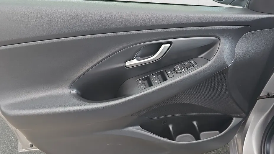 HYUNDAI i30 i30 1.5 DPI Smart