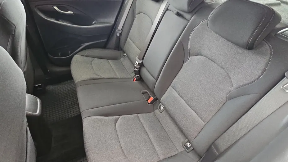 HYUNDAI i30 i30 1.5 DPI Smart