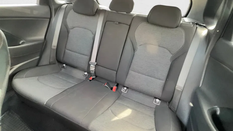 HYUNDAI i30 i30 1.5 DPI Smart