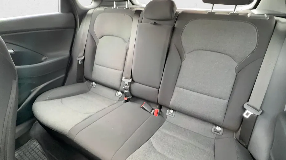 HYUNDAI i30 i30 1.5 DPI Smart