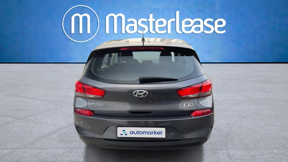 HYUNDAI i30 i30 1.4 Classic +