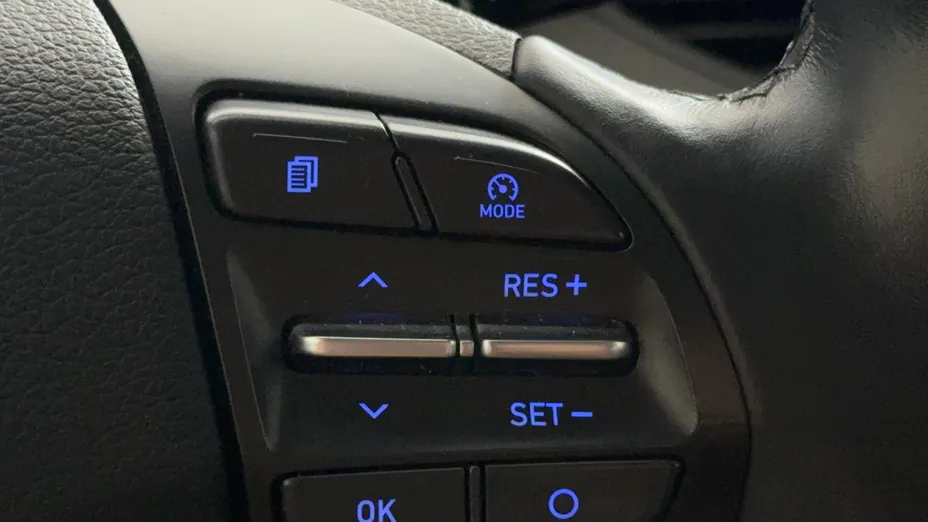 HYUNDAI i30 i30 1.4 Classic +