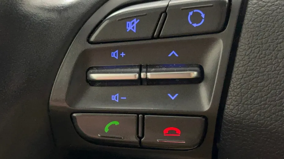 HYUNDAI i30 i30 1.4 Classic +