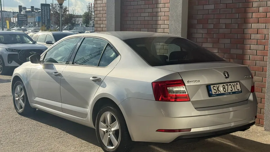 SKODA Octavia Octavia 1.6 TDI SCR Ambition