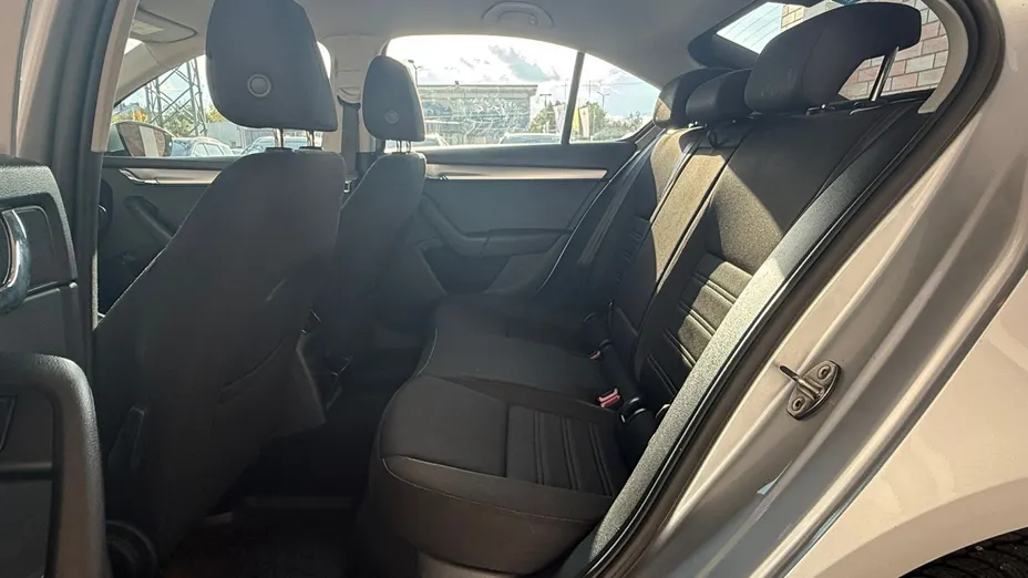 SKODA Octavia Octavia 1.6 TDI SCR Ambition