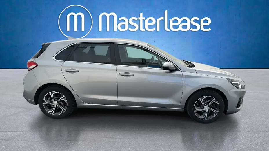HYUNDAI i30 i30 1.5 DPI Smart