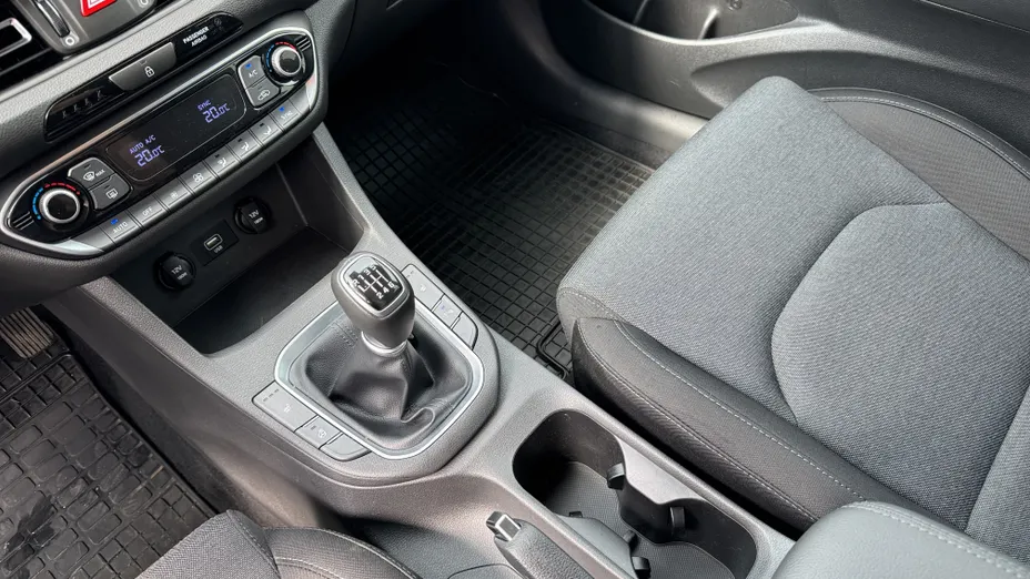 HYUNDAI i30 i30 1.5 DPI Smart