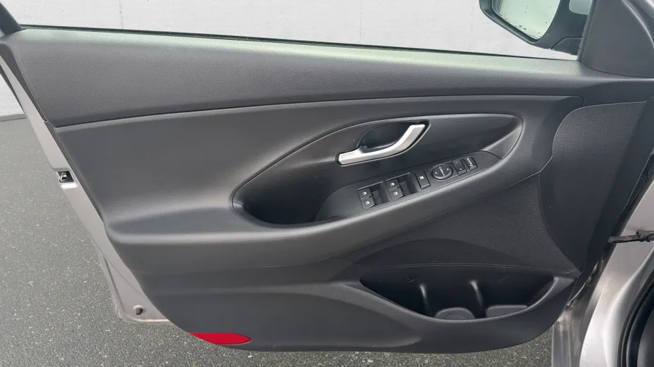 HYUNDAI i30 i30 1.5 DPI Smart