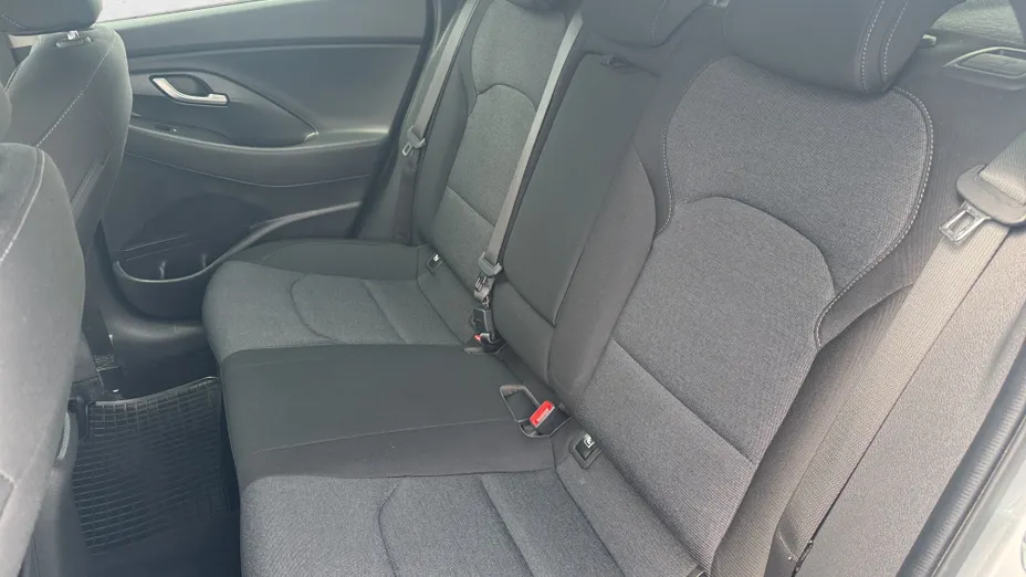 HYUNDAI i30 i30 1.5 DPI Smart