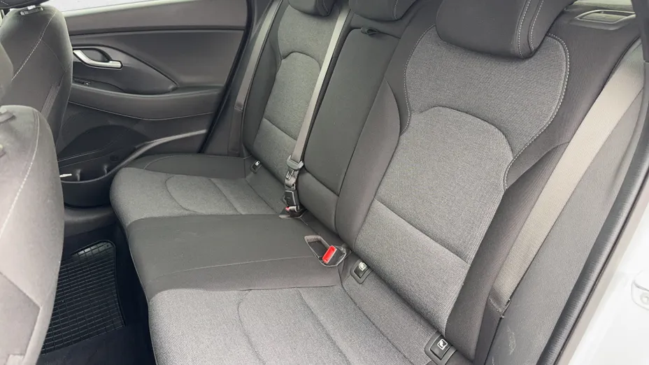 HYUNDAI i30 i30 1.5 DPI Smart