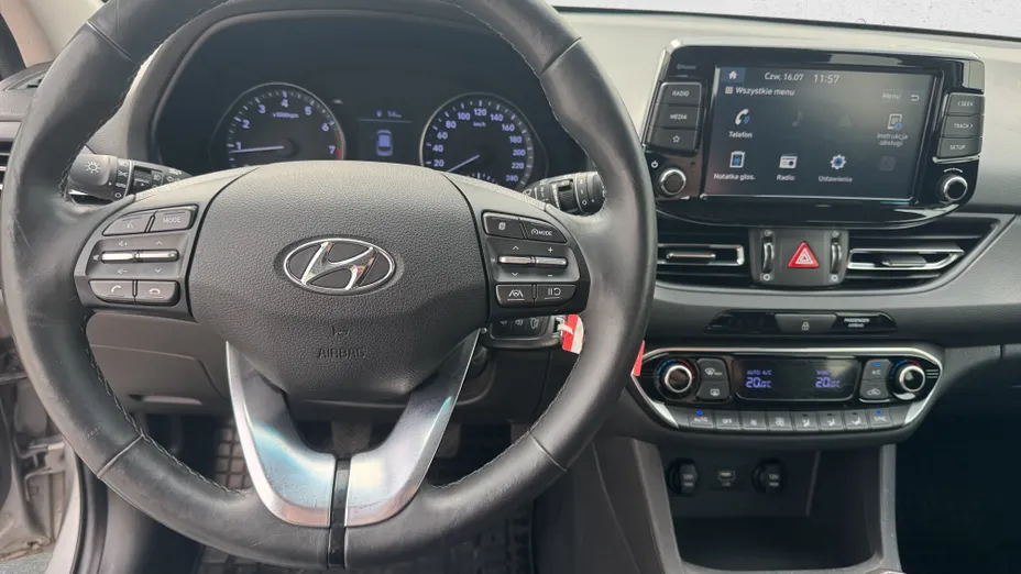 HYUNDAI i30 i30 1.5 DPI Smart