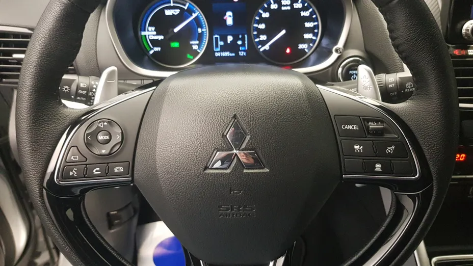 MITSUBISHI Eclipse Cross Eclipse Cross 2.4 PHEV Instyle Plus