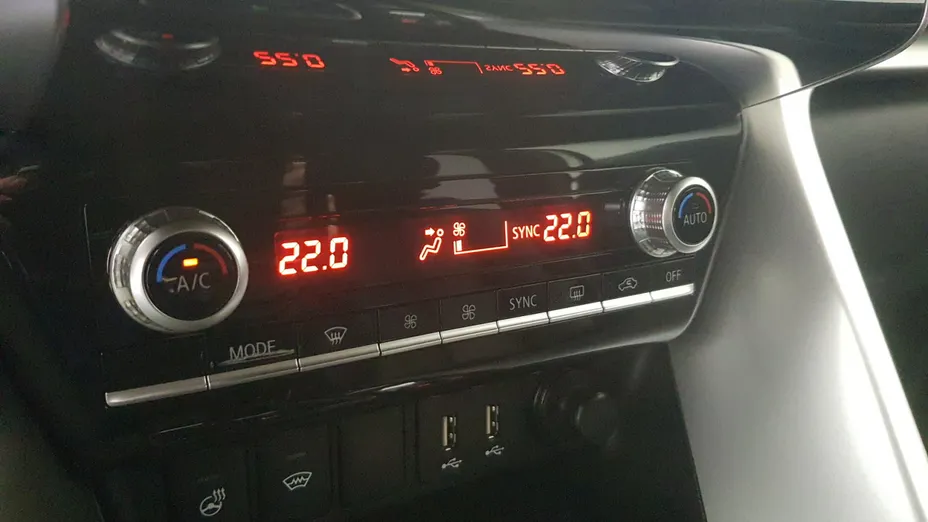 MITSUBISHI Eclipse Cross Eclipse Cross 2.4 PHEV Instyle Plus