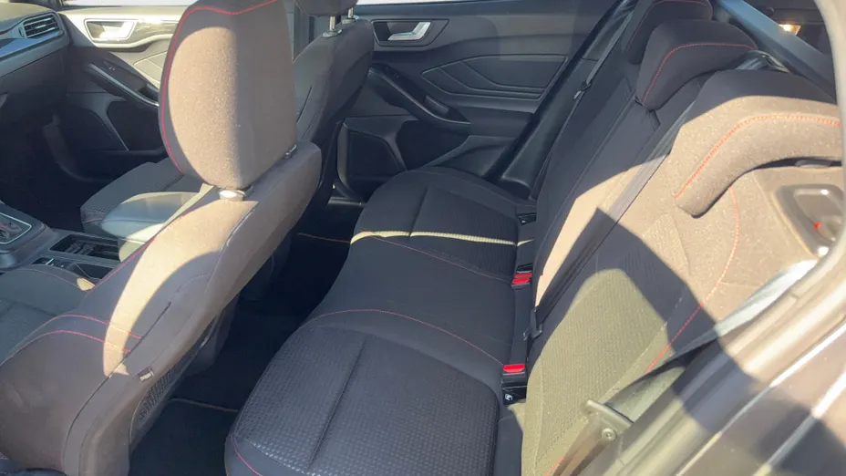 FORD Focus Focus 1.0 EcoBoost mHEV ST-Line X aut