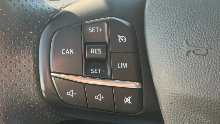 FORD Focus Focus 1.0 EcoBoost mHEV ST-Line X aut