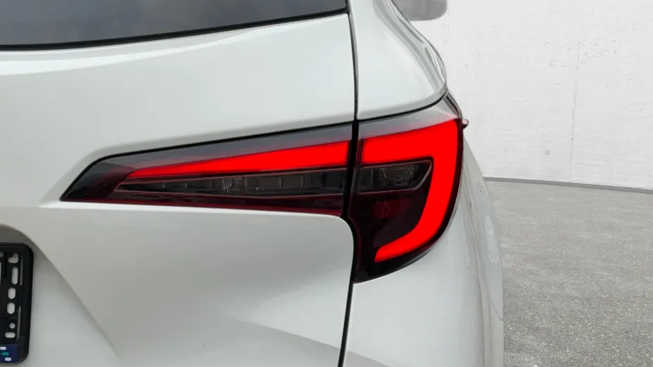 TOYOTA Corolla Corolla 2.0 Hybrid Style