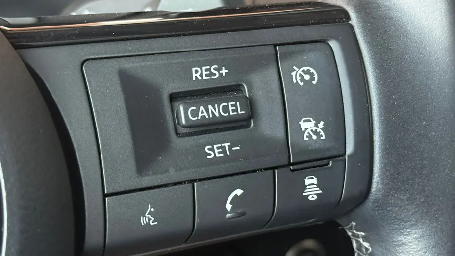 NISSAN Qashqai Qashqai 1.3 DIG-T mHEV N-Connecta Xtronic