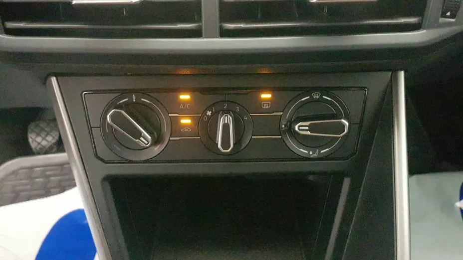 VOLKSWAGEN Polo Polo 1.0 Comfortline