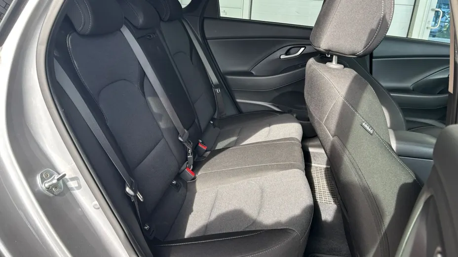HYUNDAI i30 i30 1.5 DPI Smart