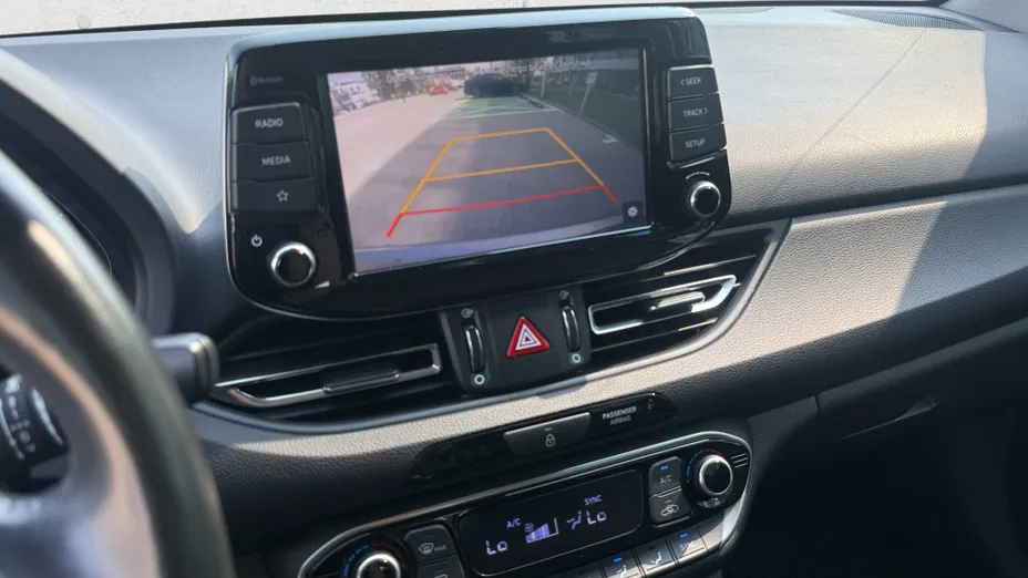 HYUNDAI i30 i30 1.5 DPI Smart